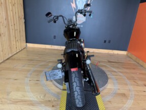 FXBB 2025 Street Bob™ thumb 0