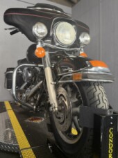 2000 Harley-Davidson® Electra Glide® Ultra Classic® FLHTCUI VIVID BLACK W/STRIPE thumb 0