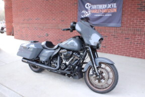 2022 Harley-Davidson® Street Glide® ST Gunship Gray thumb 2