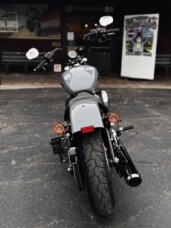 2026 Harley-Davidson® Street Bob® Dark Billiard Gray Chrome Cast Wheels thumb 1