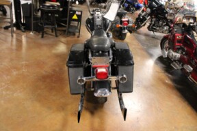2003 Harley-Davidson® Road King® Classic VIVID BLACK thumb 0