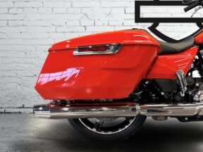 2026 Harley-Davidson® Road Glide® Blood Orange Chrome Trim thumb 0
