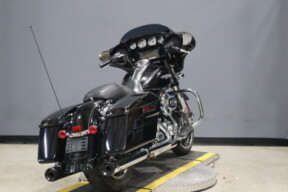 2016 Harley-Davidson® Street Glide® Special FLHXS thumb 0