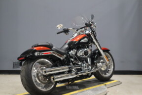 2025 Harley-Davidson® Fat Boy® FLFB thumb 1