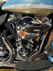 2014 Harley-Davidson® Electra Glide® Ultra Limited WHSKY/V BLK W/ PINSTRIPE thumb 2