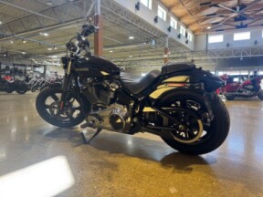 Harley-Davidson® Street Bob™ 2025 FXBB VIVID BLACK thumb 1