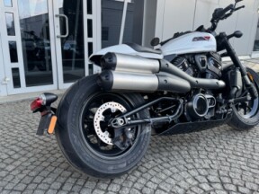 2026 Harley-Davidson® Sportster® S White Onyx Pearl Black Trim thumb 0