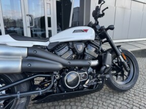 2026 Harley-Davidson® Sportster® S White Onyx Pearl Black Trim thumb 0
