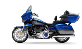 2026 Harley-Davidson® CVO™ Street Glide™ Limited - Electric Coast Two-Tone thumb 2