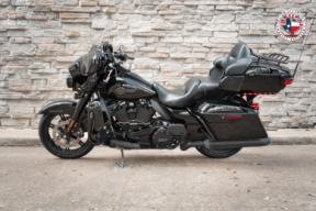 2023 Harley-Davidson® Ultra Limited FLHTK thumb 3