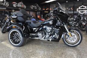 2026 Street Glide 3 Limited thumb 2