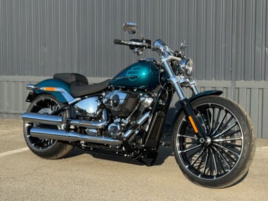 2026 Harley-Davidson® Breakout® Teal Thunder Chrome Trim