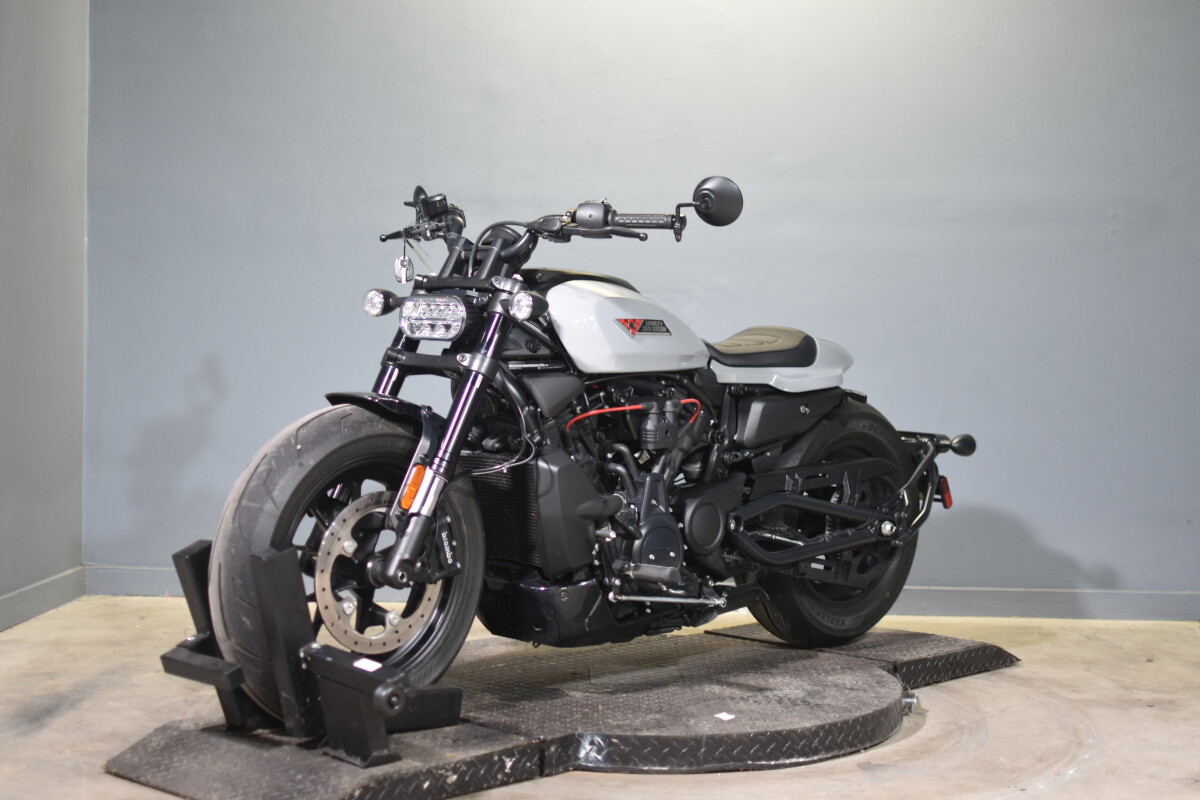 2025 Harley-Davidson® Sportster™ S RH1250S, photo 6