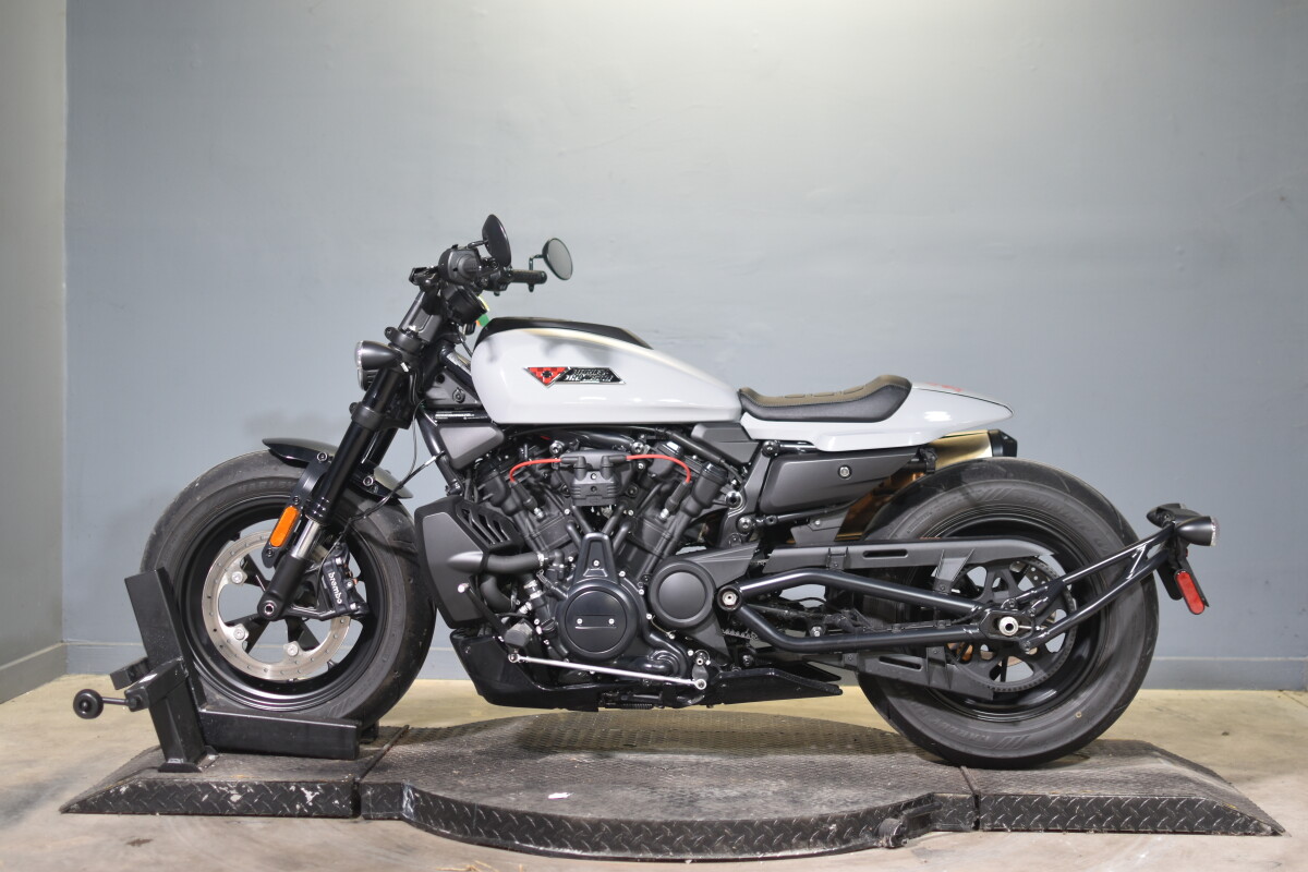 2025 Harley-Davidson® Sportster™ S RH1250S, photo 5