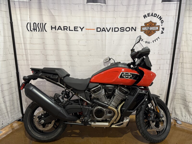 2026 Harley-Davidson® Pan America® 1250 Special RA1250S 0034628762 Blood Orange 