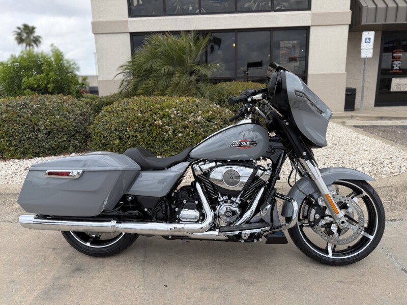 2026 Harley-Davidson® Street Glide® DRK BILIARD GRY