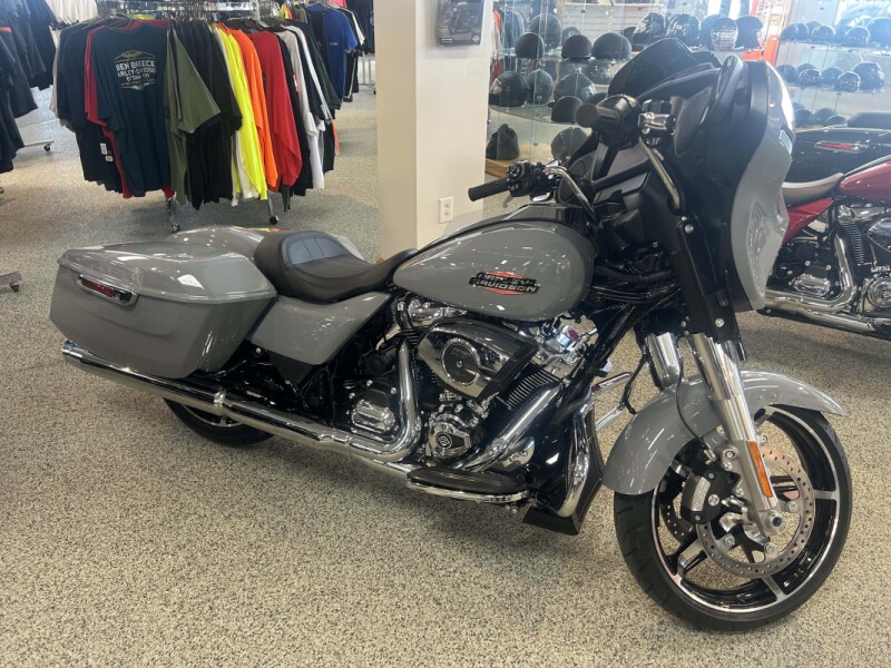 2026 Harley-Davidson® FLHX Street Glide™ Solo