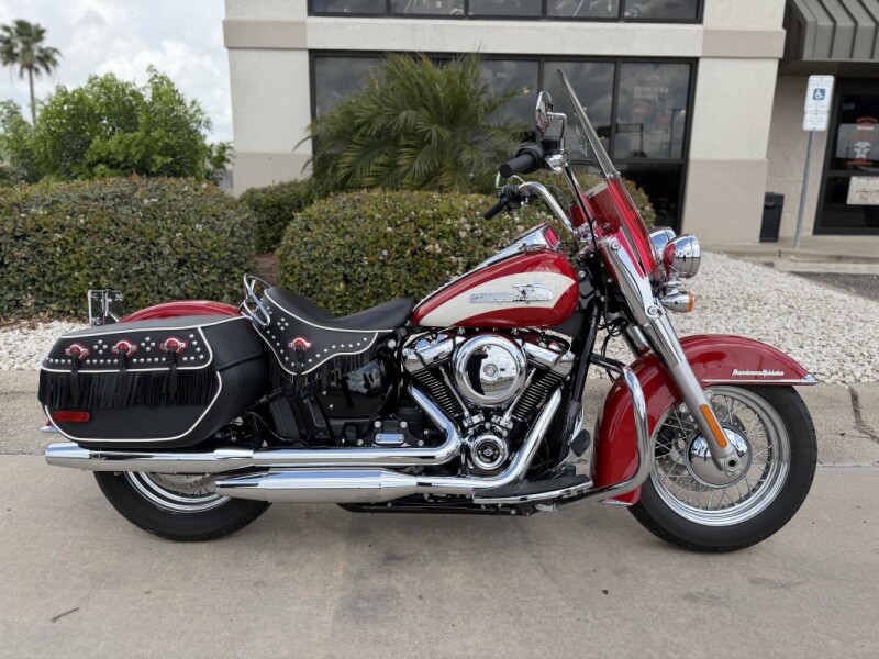 2024 Harley-Davidson® Hydra-Glide Revival Redline Red
