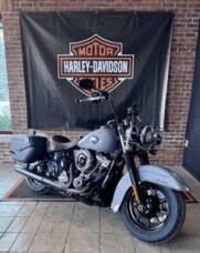 2026 Harley-Davidson® Heritage Classic Dark Billiard Gray Black Cast Wheels thumb 3