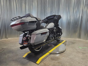 2026 Harley-Davidson® Street Glide Limited DRK BILIARD GRY thumb 2