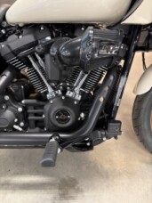 2023 Harley-Davidson® Low Rider® ST White Sand Pearl thumb 1