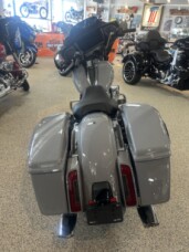 2026 Harley-Davidson® FLHX Street Glide™ Solo thumb 1