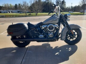 2026 Harley-Davidson® Heritage Classic Dark Billiard Gray Black Cast Wheels thumb 0