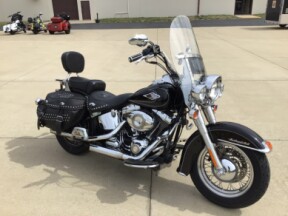 FLSTC 2009 Heritage Softail® Classic thumb 2