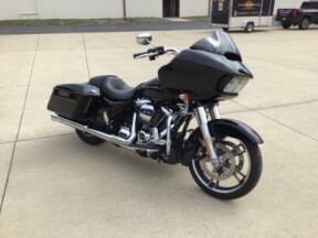 FLTRXS 2017 Road Glide® Special thumb 2