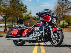FLHXSE 2021 CVO™ Street Glide® thumb 3