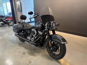 2025 Harley-Davidson® Heritage Classic Iron Horse Metallic w/Laced Wheels thumb 3
