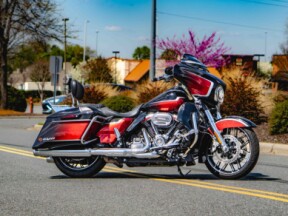 FLHXSE 2021 CVO™ Street Glide® thumb 1