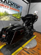 2023 Harley-Davidson® Street Glide® Special BLACK thumb 1