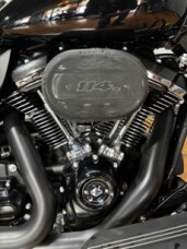 2023 Harley-Davidson® Street Glide® Special BLACK thumb 2