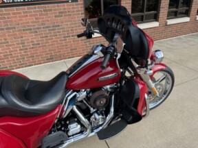 2021 Harley-Davidson Trike Tri Glide Ultra FLHTCUTG thumb 0