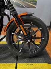 2020 Harley-Davidson® Iron 883™ SRCHORG/SLVFLUX W/PINSTRIPE thumb 3