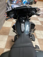 2026 Harley-Davidson® Street Glide Limited Iron Horse Metallic Black Trim thumb 2