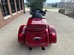 2021 Harley-Davidson Trike Tri Glide Ultra FLHTCUTG thumb 2
