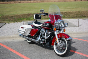 2023 Harley-Davidson® Electra Glide® Highway King FLHFB thumb 3
