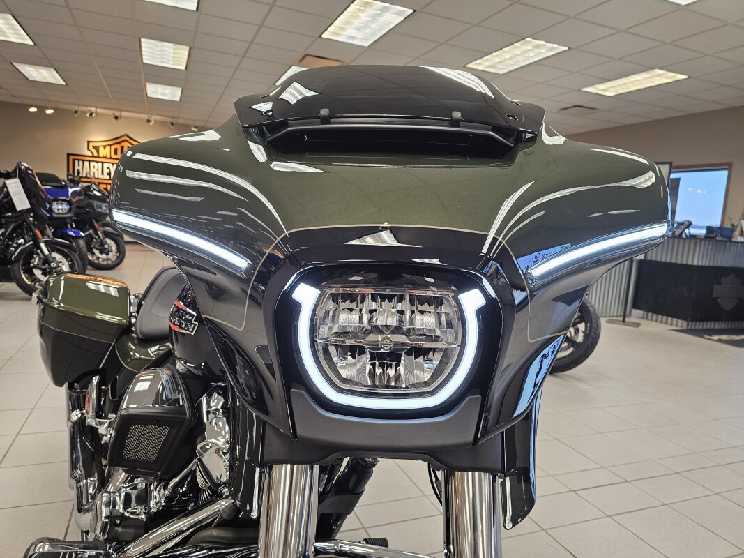 FLHX 2026 Street Glide®, photo 18