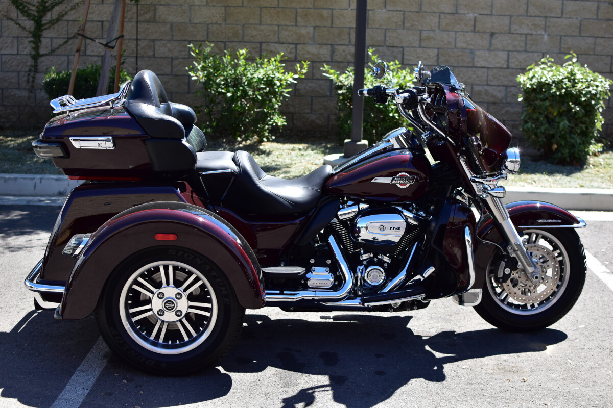 2022 Harley-Davidson® Tri Glide® Ultra Midnight Crimson/Vivid