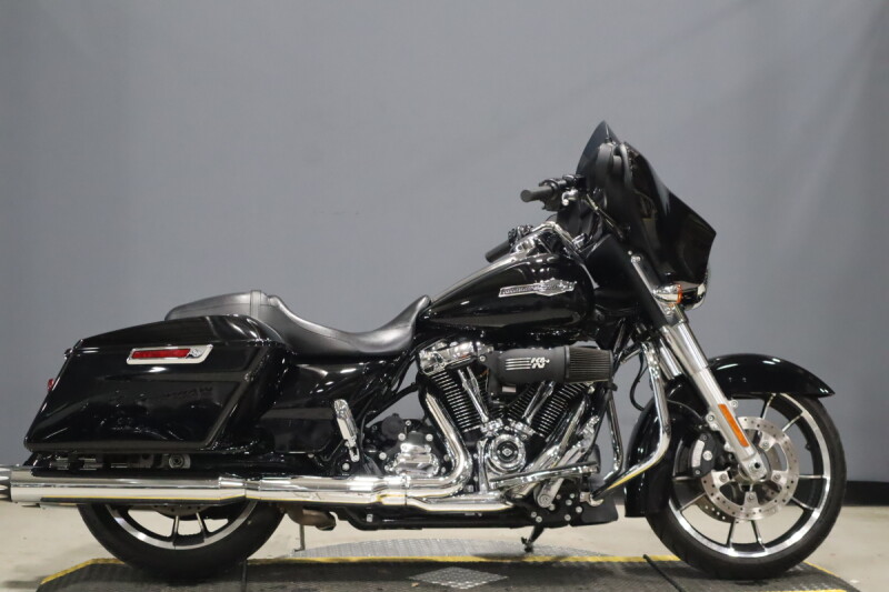 2023 Harley-Davidson® Street Glide® FLHX