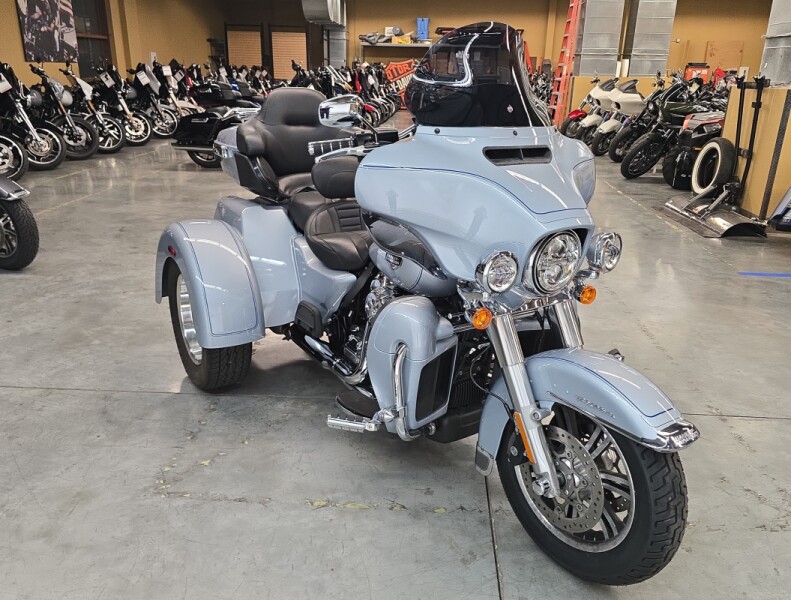 FLHTCUTG 2023 Tri Glide® Ultra