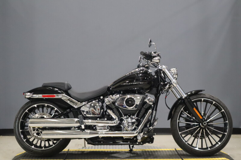 2025 Harley-Davidson® Breakout™ FXBR