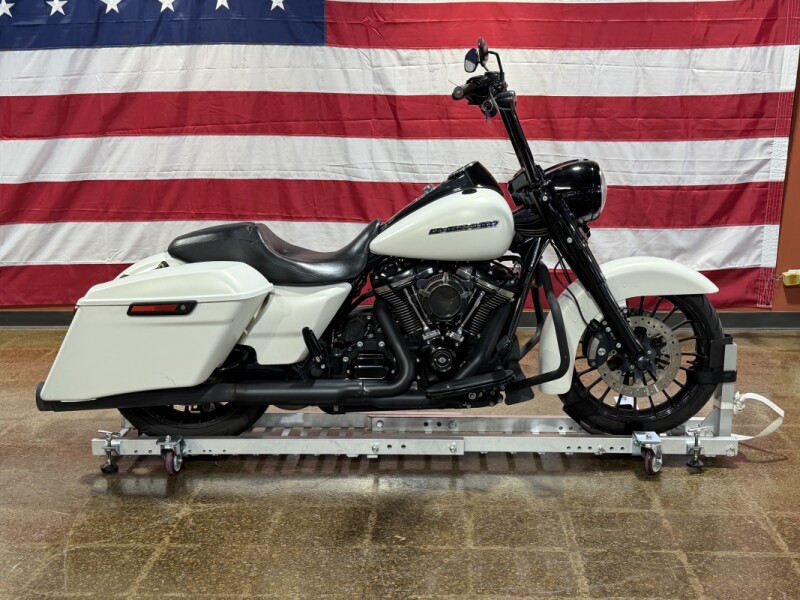 Harley-Davidson® Road King® Special 2019 FLHRXS BNVL SALT DENIM
