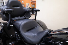 FLHTCUTG 2024 Tri Glide™ Ultra thumb 0
