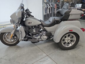 FLHTCUTG 2024 Tri Glide™ Ultra thumb 1