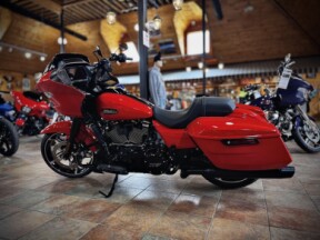 2026 Harley-Davidson® Road Glide® Blood Orange Black Trim thumb 3
