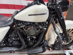 Harley-Davidson® Road King® Special 2019 FLHRXS BNVL SALT DENIM thumb 1