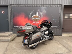 2019 Harley-Davidson® Ultra Limited Industrial Gray Denim/Black Denim thumb 1